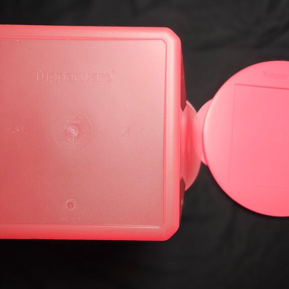 Tupperware 5L jumbo bucket with lid  New - Picture 3 of 5